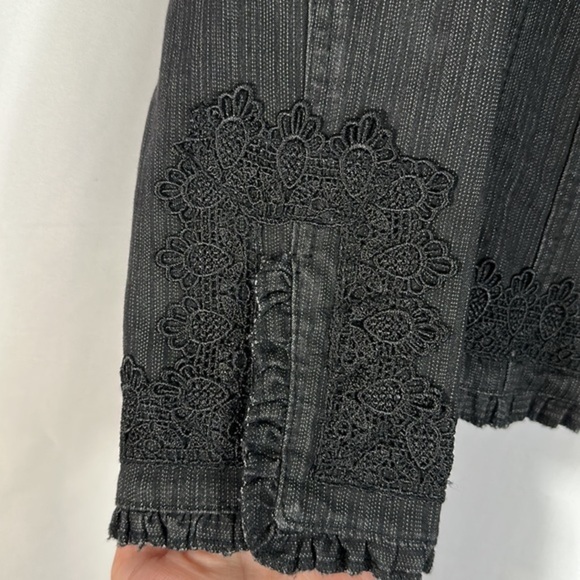 Simon Chang Black Embroidered Lace Detail Denim Jacket - Picture 9 of 14